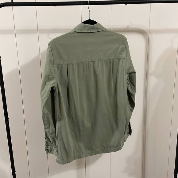 Button down shirt - Picture 3 of 4